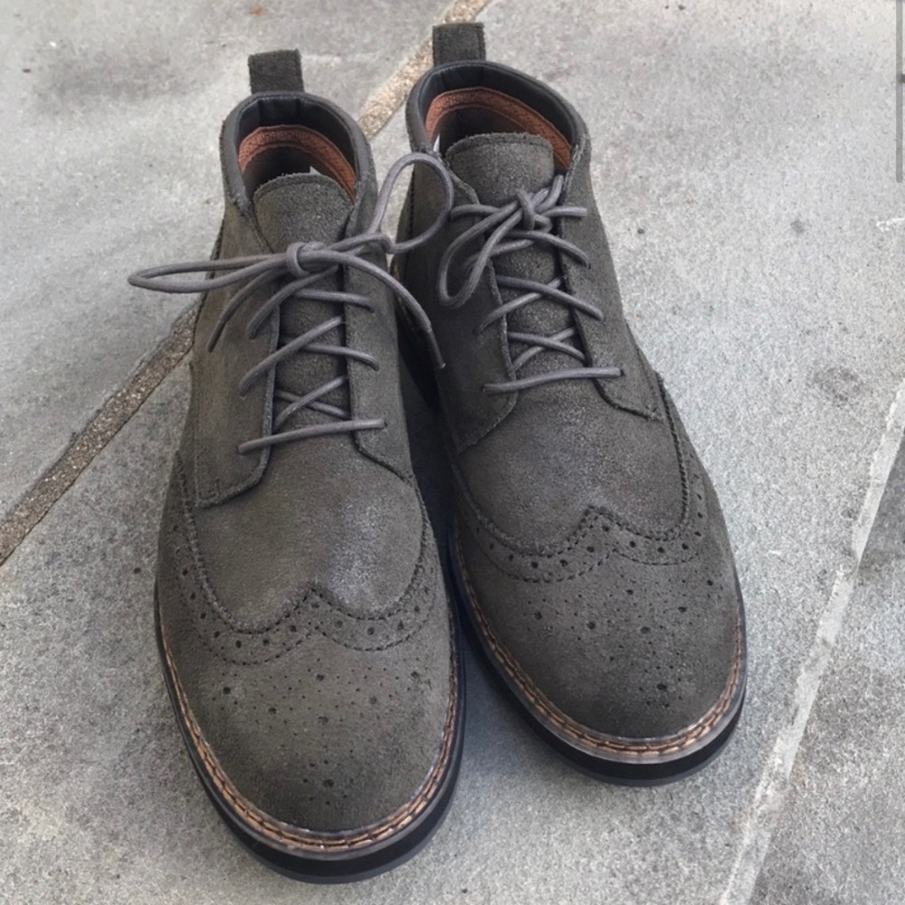 BUNDLE+SAVE ✨ Timberlands Olive Suede Chukka Boot